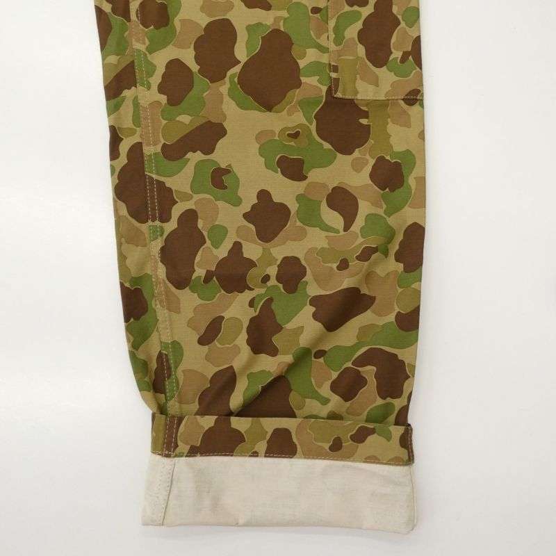 セリーヌ 22AW 2Z167629M 金ボタン ボタンフライ カモフラ 迷彩 カーゴ パンツ 買取実績 画像