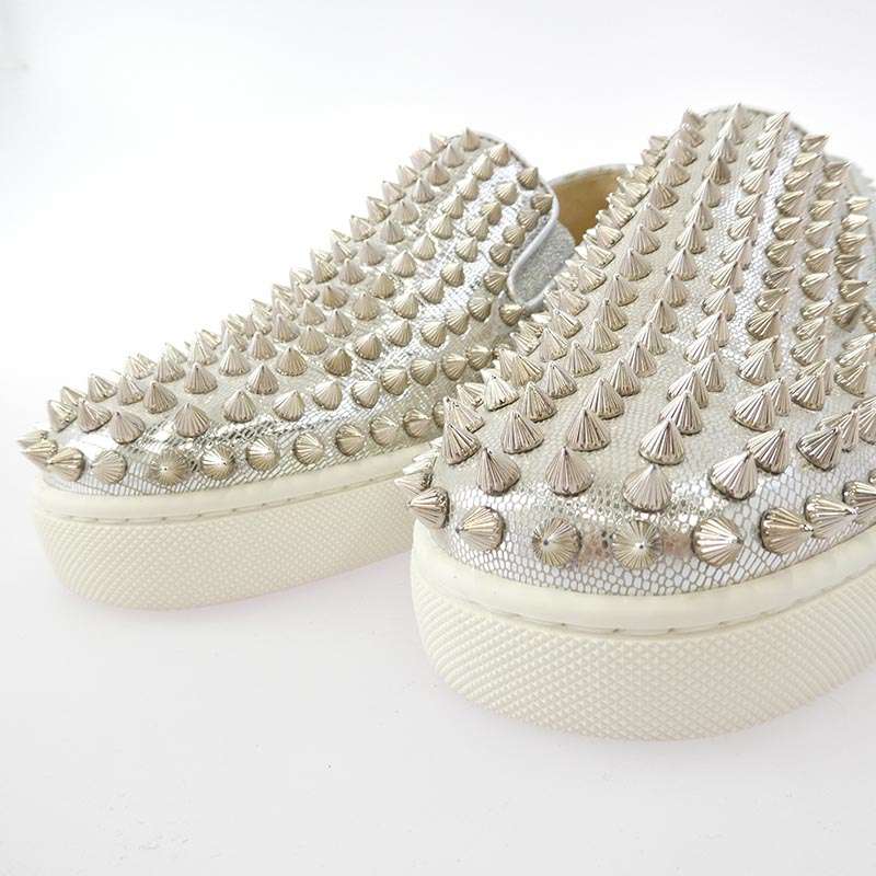 クリスチャンルブタン シルバー スタッズ スリッポン スニーカー 買取実績 画像