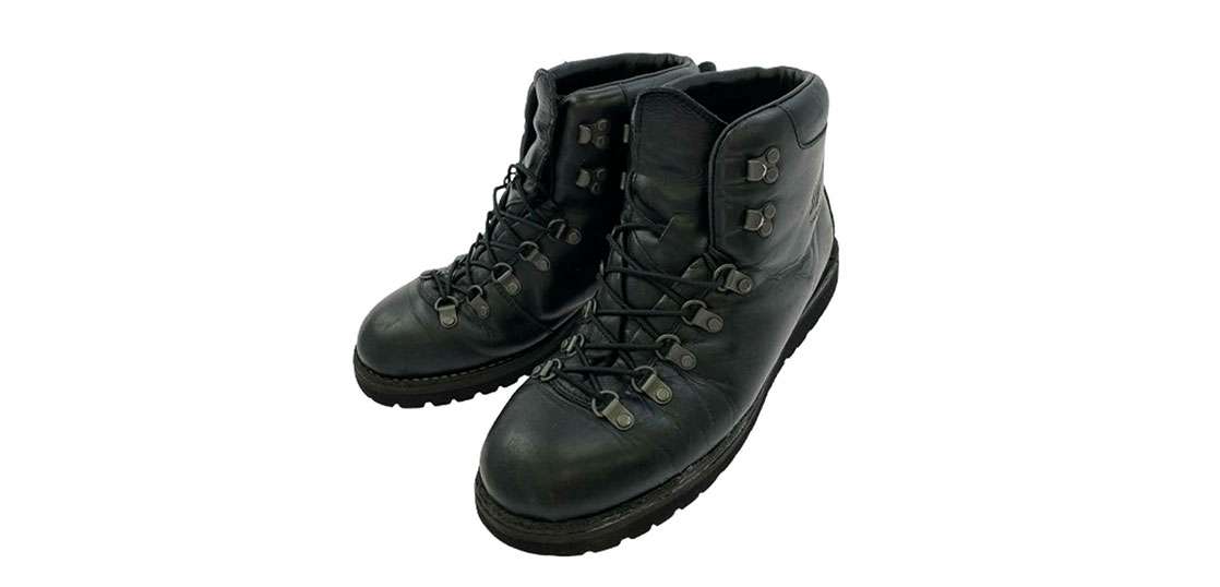 ダナー D219745 フォレストグローブ 撥水加工 牛革 カウハイド ステッチダウン製法 マウンテンライト ブーツ 買取実績