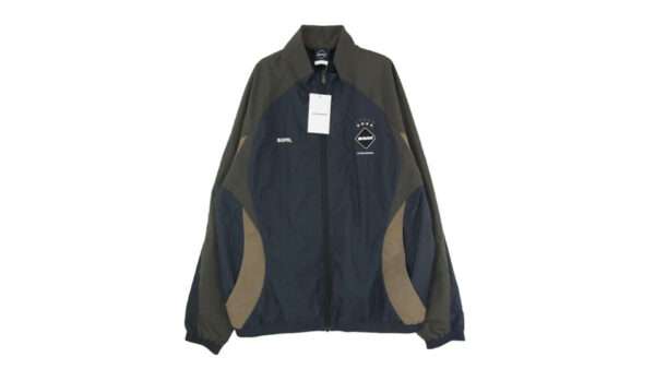 FCRB FCRB-252012 WARM-UP JACKET 買取実績