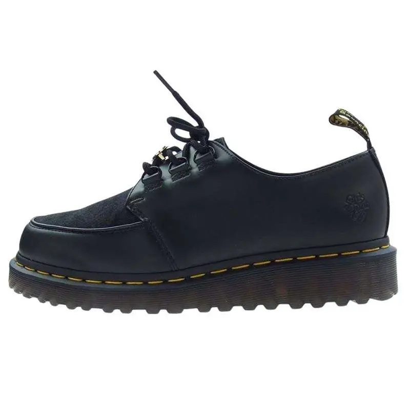 ガールズドントクライ GirlsDon'tCry × Dr.Martens ドクターマーチン