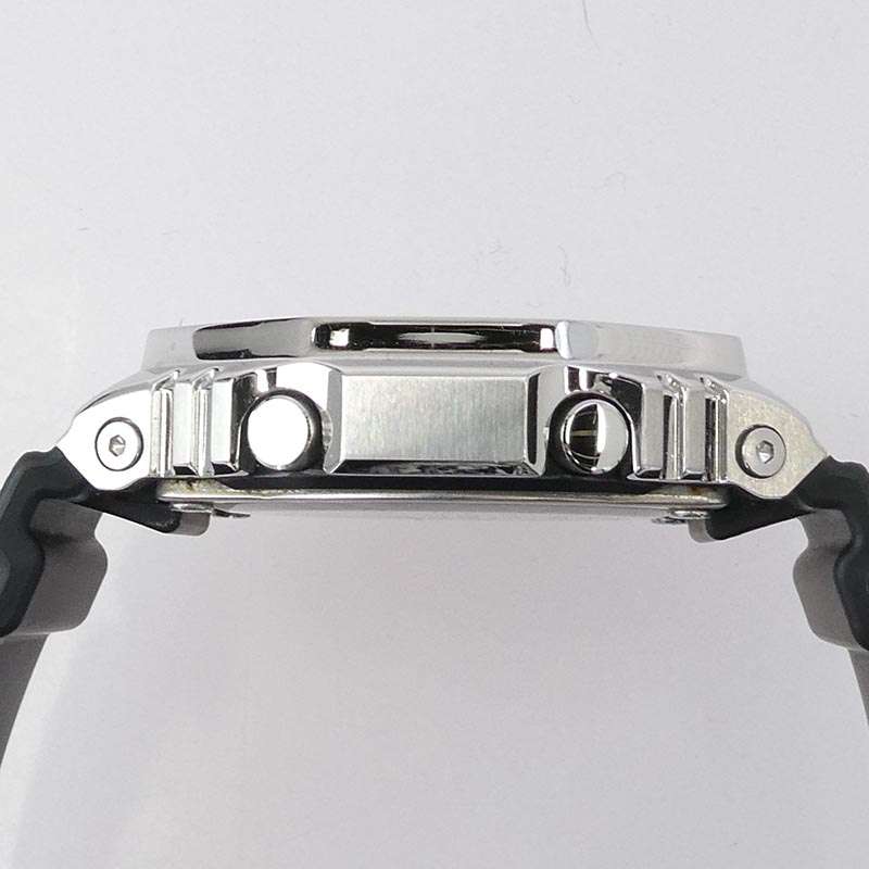 カシオ Gショック GM-2100-1AJF Metal Covered アナログデジタルコンビネーション 腕時計 買取実績 画像