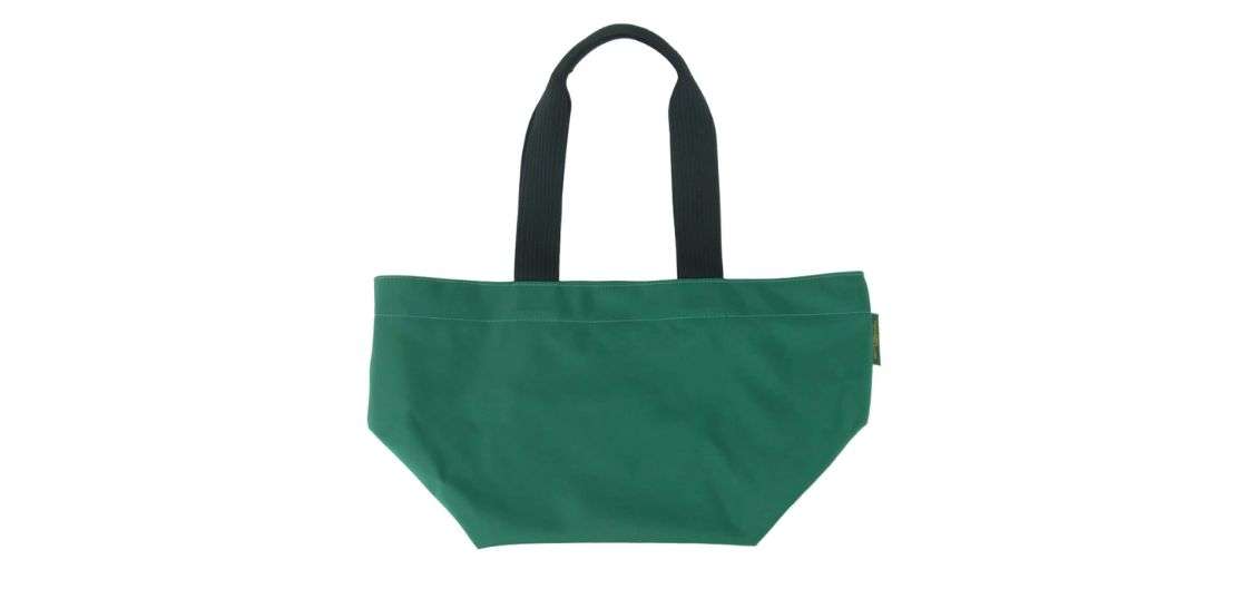 エルベ・シャプリエ 1028N ナイロン 舟型 ショルダー バッグ 買取実績