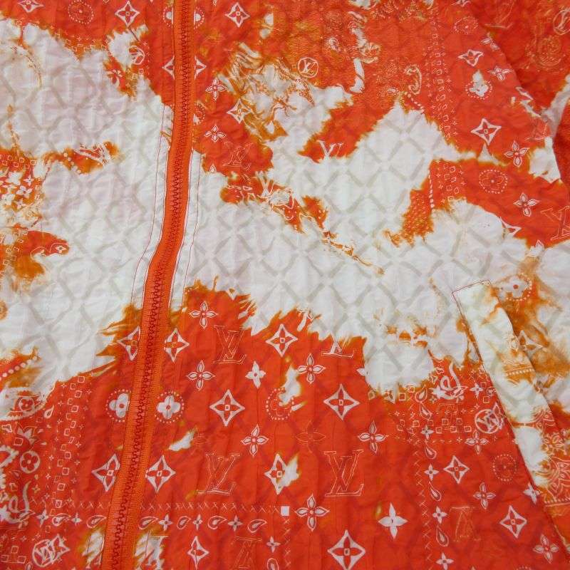ルイヴィトン 22年製 RM222M NW1 HNB12W モノグラム バンダナ タイダイ ブリーチ加工 総柄 ジップアップ フーディ ジャケット 買取実績 画像