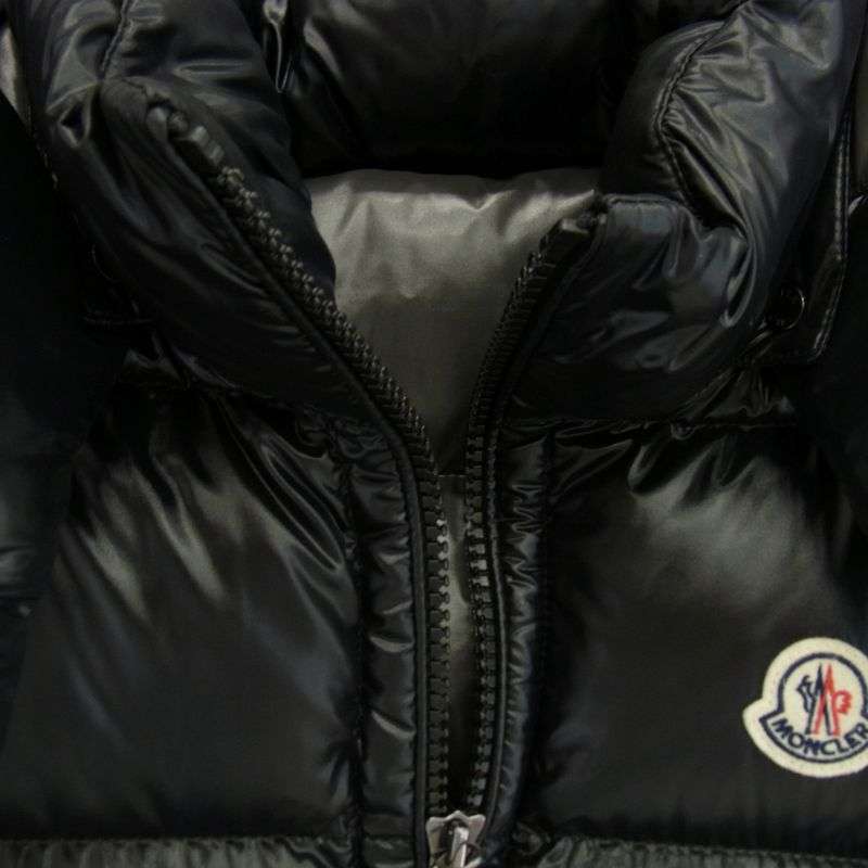 モンクレール 22AW I20911A00100 68950 モンクレールジャパンタグ BORMES GILET ボルム ダウンベスト 買取実績 画像