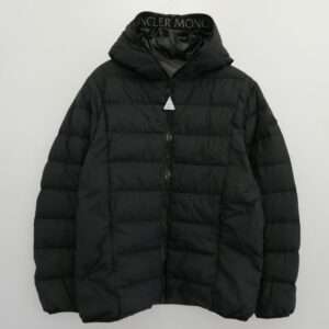 モンクレール 23AW I10911A00026 596IU モンクレールジャパンタグ HADAR GIUBBOTTO 買取実績