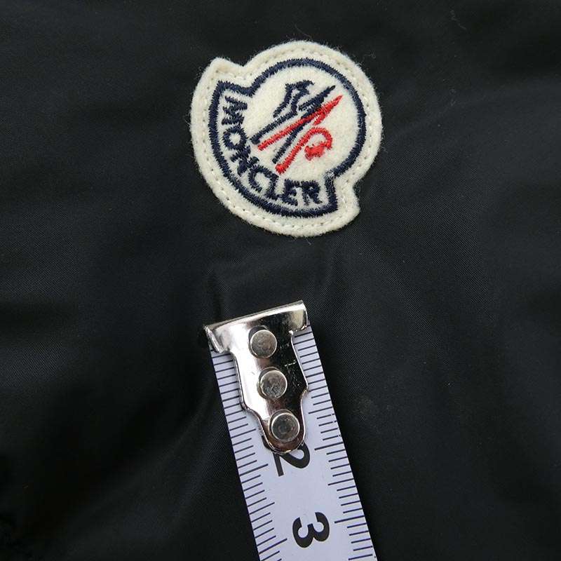 モンクレール 32093483580568000 PETY GILET ダウンベスト ジレ 買取実績 画像