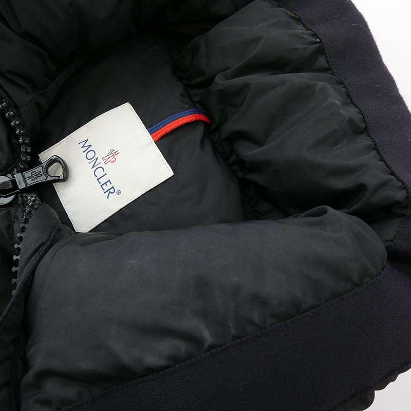 モンクレール 32093483580568000 PETY GILET ダウンベスト ジレ 買取実績 画像