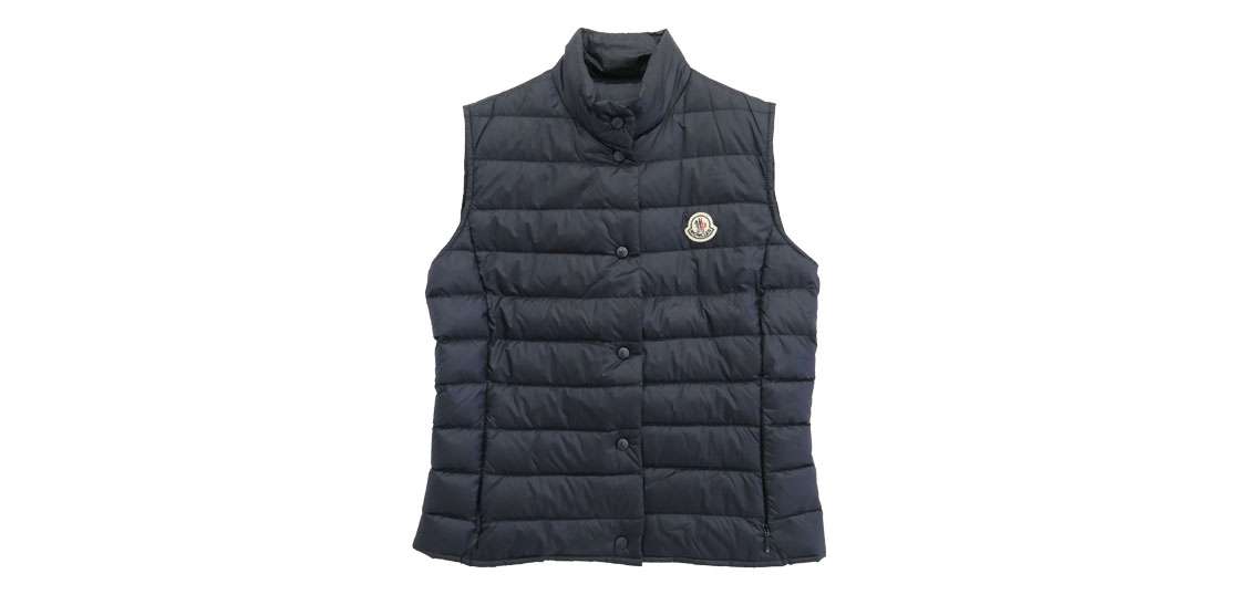 モンクレール C10934830399 LIANE リアンヌ ロゴワッペン ダウン ベスト 買取実績