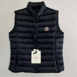 モンクレール J20931A10200 LIANE ロゴワッペン ナイロン ダウン ベスト 買取実績