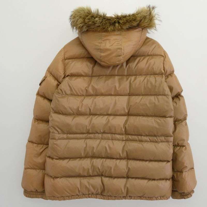 モンクレール Z7H0890 ROD スープリームスタグ ファー ダウン ジャケット 買取実績 画像