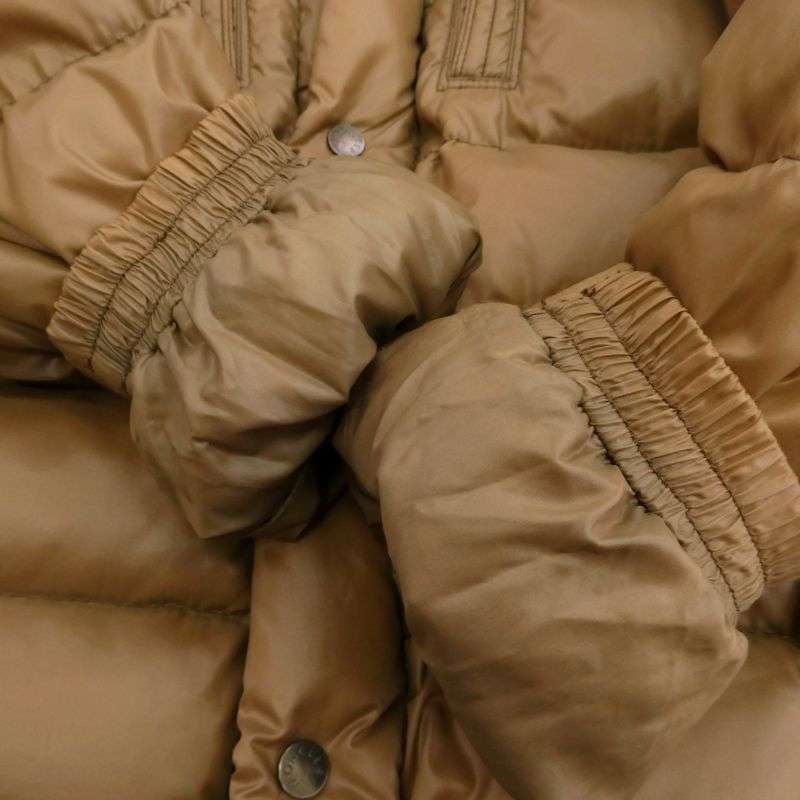 モンクレール Z7H0890 ROD スープリームスタグ ファー ダウン ジャケット 買取実績 画像