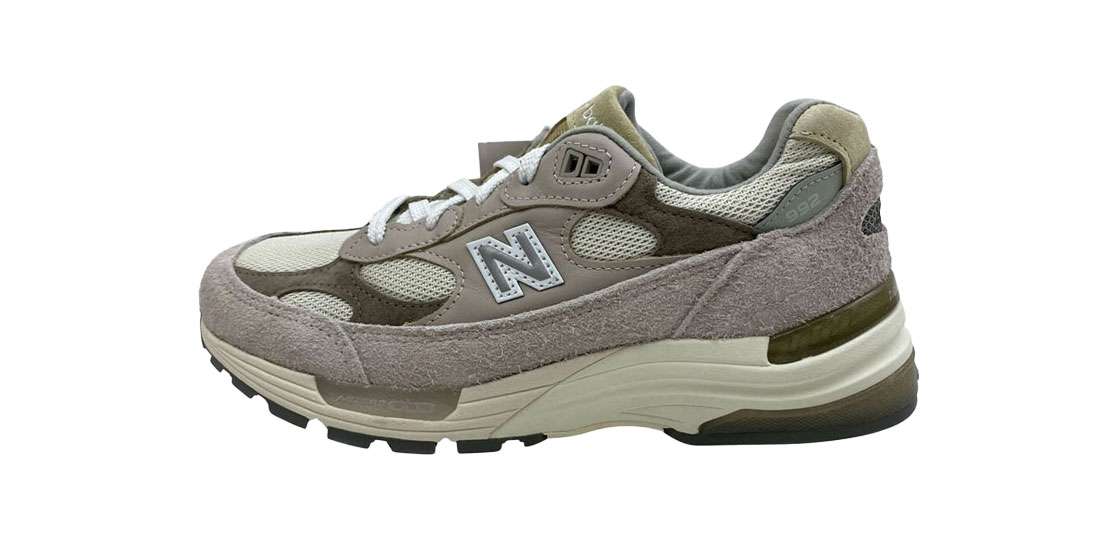 ニューバランス U992MM Moonrock Mushroom  買取実績