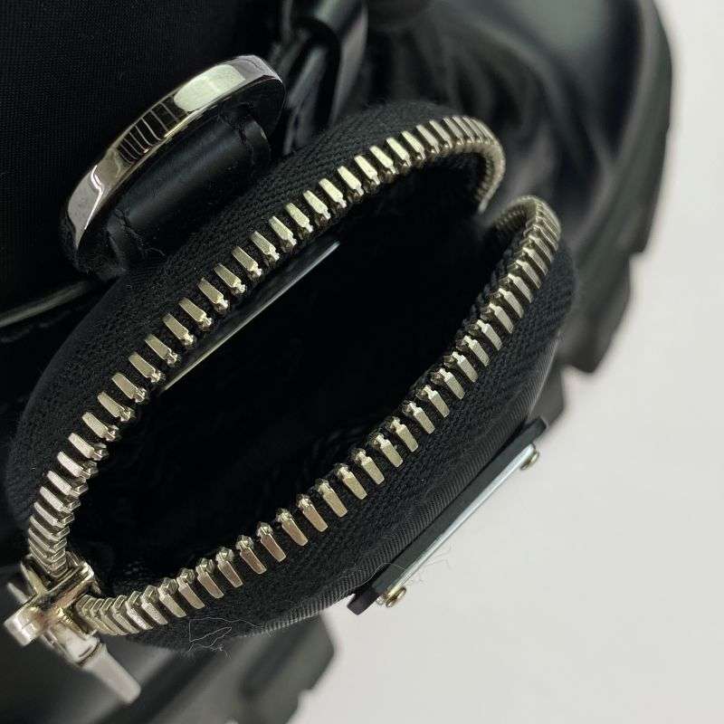 プラダ 2UE007 モノリス レース アップ ブーツ ナイロン レザー 買取実績 画像