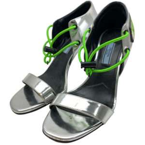 プラダ シルバー メタリック ヒール サンダル 牛革 買取実績