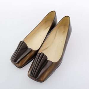 プラダ スクエアトゥ レザー パンプス 買取実績