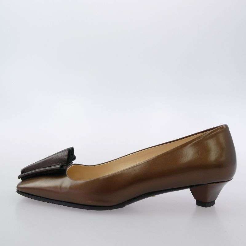 プラダ スクエアトゥ レザー パンプス 買取実績 画像