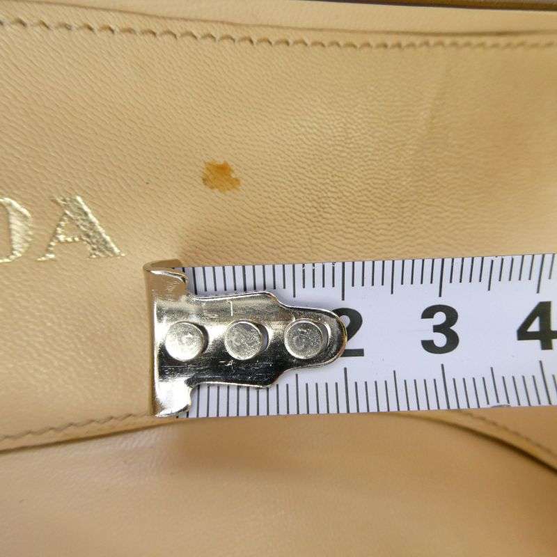 プラダ スクエアトゥ レザー パンプス 買取実績 画像