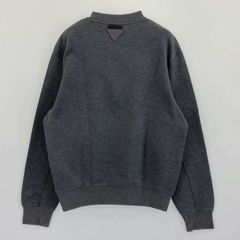プラダ UJL988 トライアングル ロゴ クルーネック スウェット 買取実績 画像