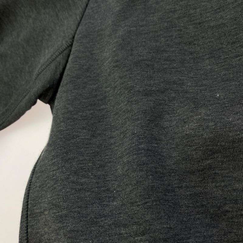 プラダ UJL988 トライアングル ロゴ クルーネック スウェット 買取実績 画像