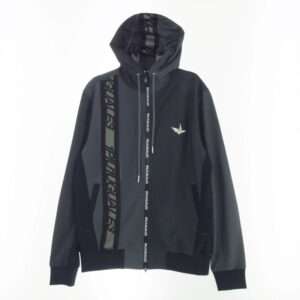 ウノピュウノウグァーレトレ GRB106 POE488 GOLF ZIP PARKER LOGO TAPE  買取実績