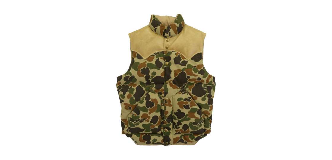 ウエアハウス Rocky Mountain Featherbed ロッキーマウンテンフェザーベッド カモフラ ヨーク切替 ダウンベスト 買取実績