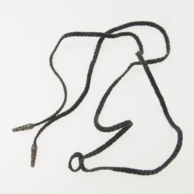 クロムハーツ LEATHER BRAID スクロール レザーブレード ネックレス チェーン 買取実績・価格｜状態Bを7,000円で宅配キット（東京都世田谷区・2025年8月）