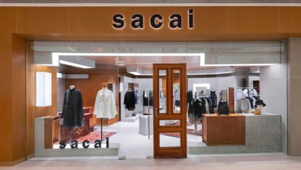 sacai 直営店紹介 画像