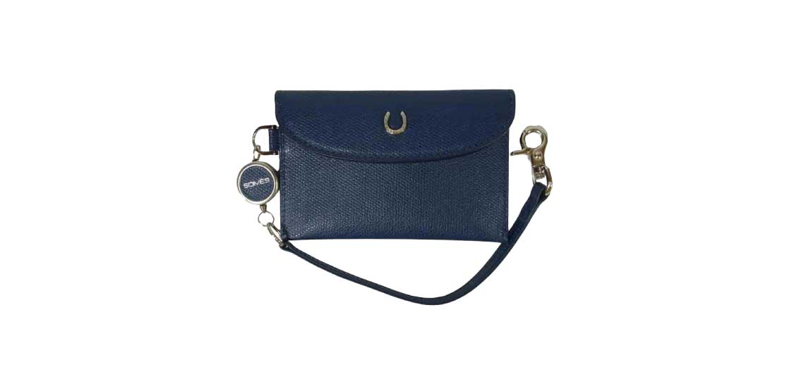 ソメスサドル レザー 牛革 パスケース 日本製 ネイビー系買取実績