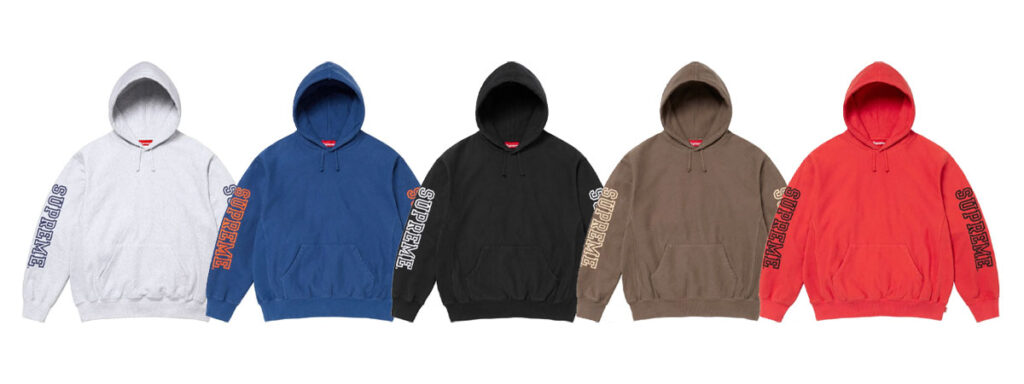 Collegiate Sleeve Hooded Sweatshirt 　価格：29,700円 €168 $158（Burnt Red, Ash Grey, Black, Olive Brown, Dark Royal）画像