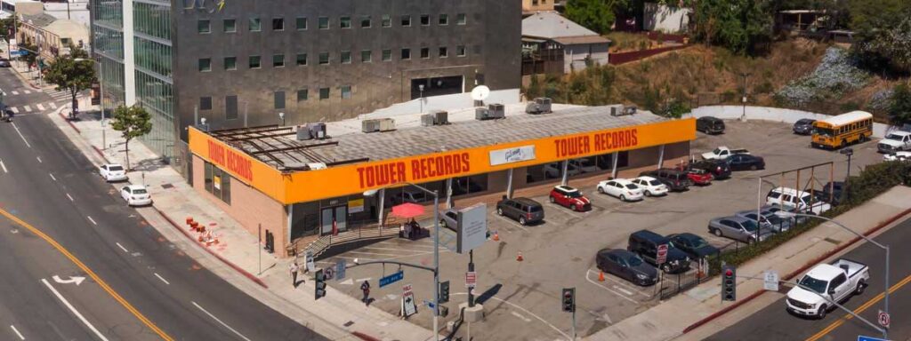 シュプリーム 新店 オープン予定 旧タワーレコード ウェストハリウッド店 画像