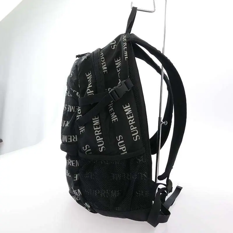 シュプリーム 16AW 3M Reflective Repeat Backpack 買取実績