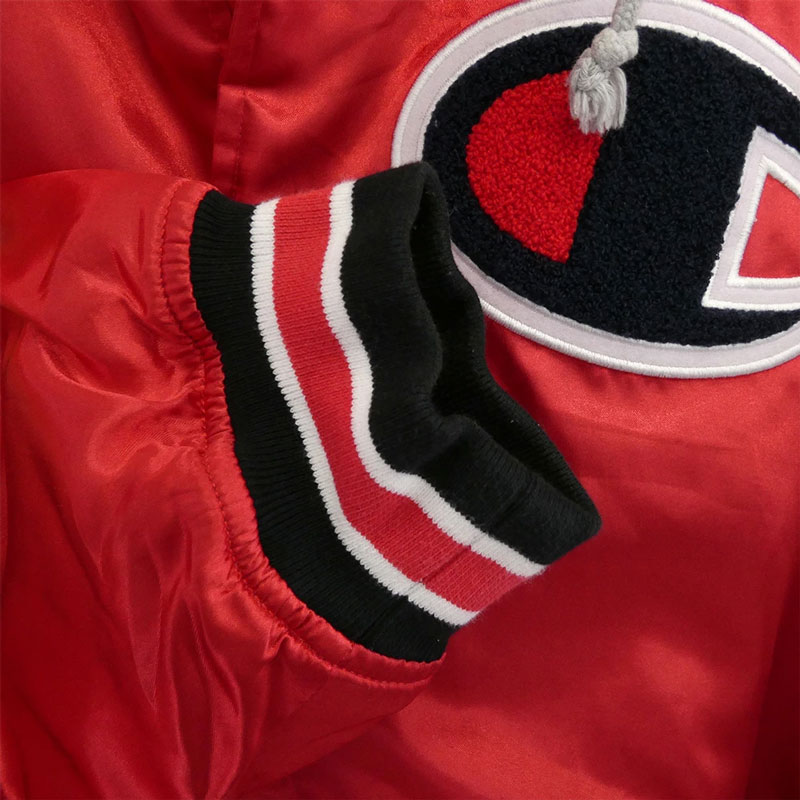 シュプリーム 18AW Champion チャンピオン HOODED SATIN VARSITY JACKET フーデッド サテン ヴァーシティ ジャケット スタジャン 買取実績 画像