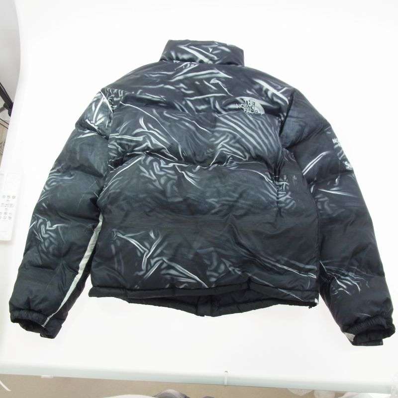 シュプリーム 23SS The North Face Trompe Loeil Printed Nuptse Jacket ノースフェイス トロンプ ルイユ プリンティド ヌプシ ジャケット ダウン 買取実績 画像