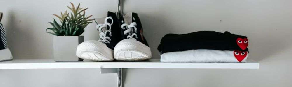 コレクター向け!「捨て活」で迷いやすいアイテム別処分術 ファッション系(服・靴・アクセサリー)の捨て活基準 画像