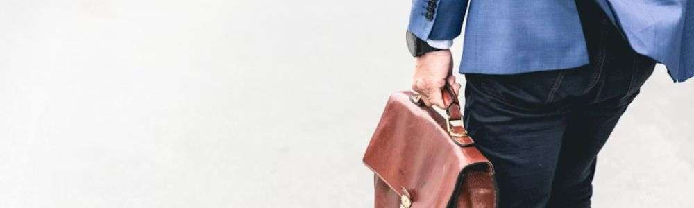 【年代別】捨て活のコツと注意点 【20代の捨て活】社会人スタートで身軽な暮らしを 画像