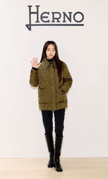 @ssoheeanコーディネート画像