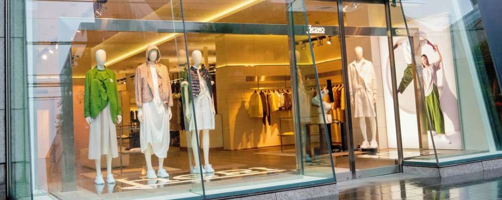 ヘルノ　青山ストア　外観画像