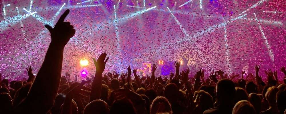 コンサート会場画像