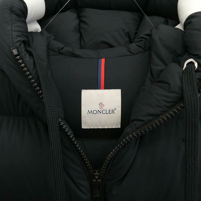 モンクレール 21AW G20911A00059 53333 ODART ODART GIUBBOTTO オダート ダウン ジャケット 買取実績 画像