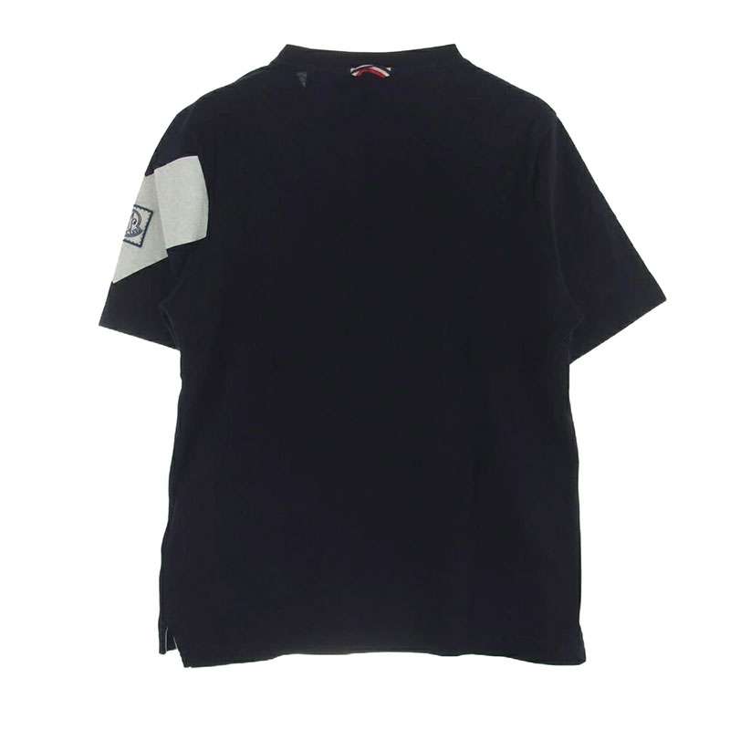 モンクレール ガムブルー D13918010750 829D1 MAGLIA Vガゼット リブネック 袖ロゴ 半袖 Tシャツ 買取実績 画像