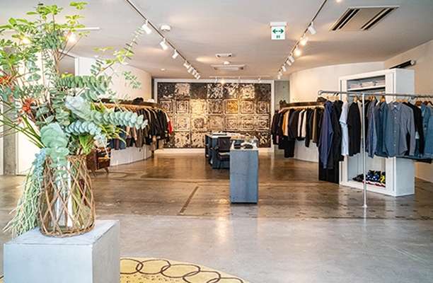 リボリューション店舗一覧　LES COUREURS HOMME　店舗　画像