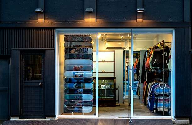 リボリューション店舗一覧　shaft　店舗　画像
