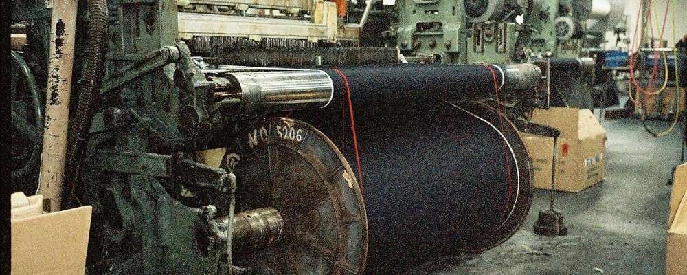 リックオウエンス衣装制作工場の画像