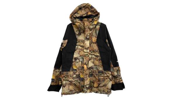 シュプリーム × ノースフェイス 16AW NP51601I リーブス マウンテンライトジャケット マウンテンパーカー 買取実績