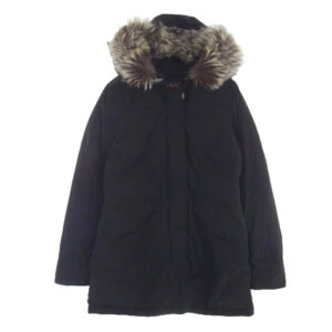 ウールリッチ 1702475 LUXURY ARCTIC PARKA 買取実績