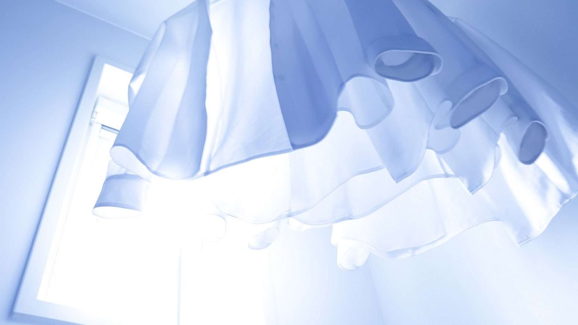 【プロ解説】洋服の黄ばみを自宅で落とす7つの方法｜襟元・脇の黄ばみにも効果的な洗濯術　アイキャッチ画像