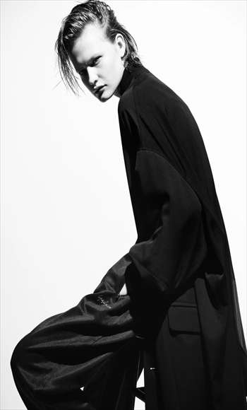 Y-3 KURO ワイスリークロ YohjiYamamoto ヨウジヤマモ Y-3 トラックパンツ 紹介画像