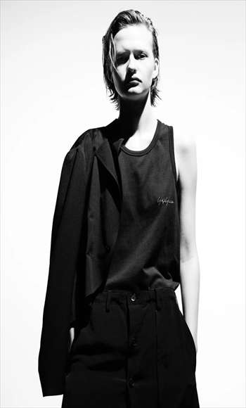 Y-3 KURO ワイスリークロ YohjiYamamoto ヨウジヤマモ Y-3 タンクトップ 紹介画像