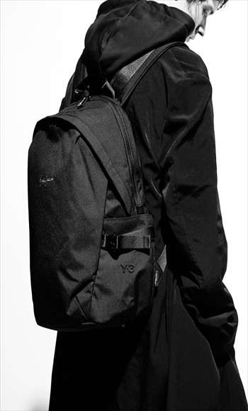 Y-3 KURO ワイスリークロ YohjiYamamoto ヨウジヤマモ Y-3 バックパック 紹介画像